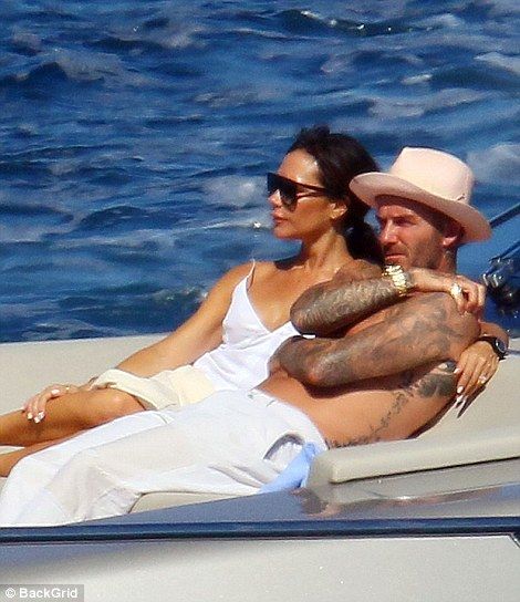 Boşanacakları söylenen Beckham çifti aşk tazeledi 24
