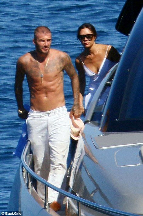 Boşanacakları söylenen Beckham çifti aşk tazeledi 39