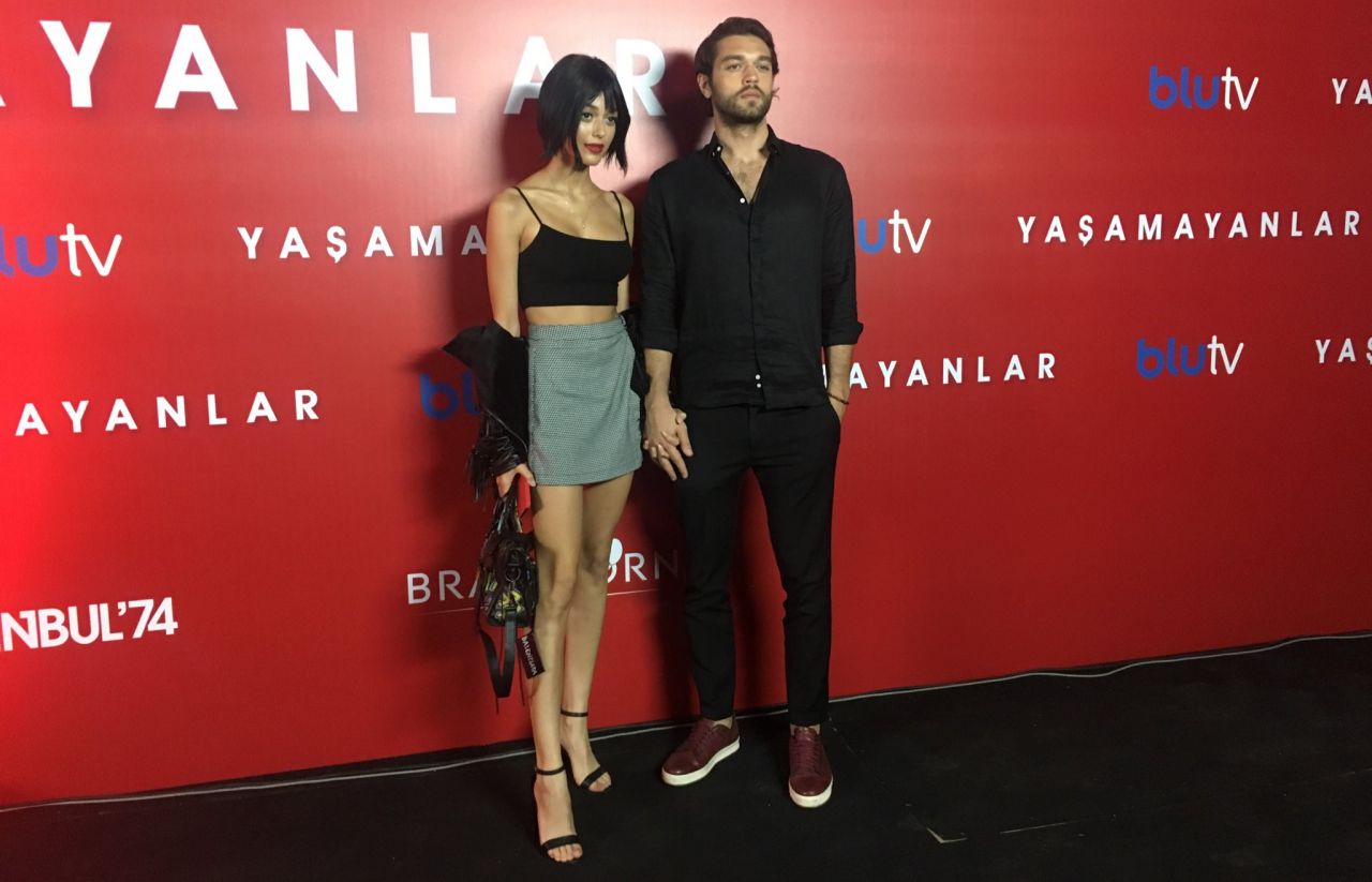 Vampir dizisi Yaşamayanlar'ın galası yapıldı 4