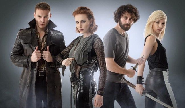 Vampir dizisi Yaşamayanlar'ın galası yapıldı 5