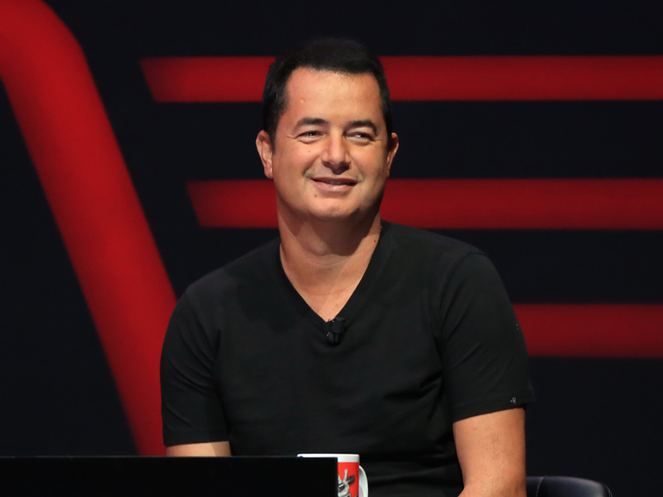 32 yıl önce Şener Şen ile aynı filmde oynadı! 19