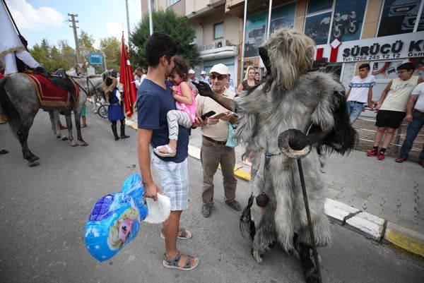 Kurtuluş coşkusuna 'tülütabaklar' damga vurdu... 20