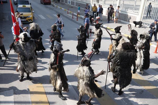 Kurtuluş coşkusuna 'tülütabaklar' damga vurdu... 32
