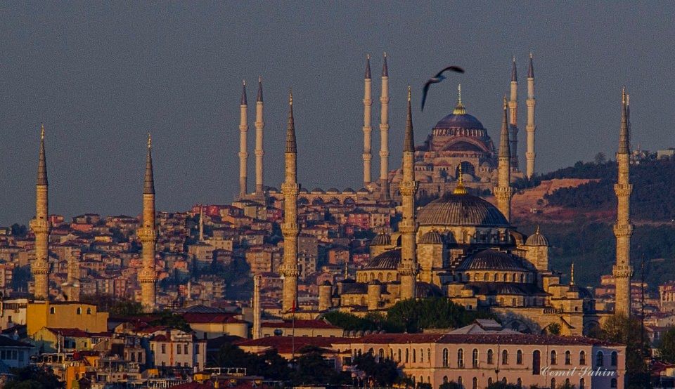 Şehrin uzak noktalarından görülebilen Çamlıca Cami'ne havadan bakış! 22