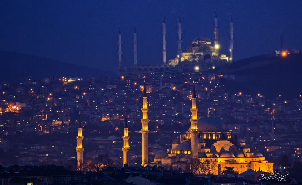 Şehrin uzak noktalarından görülebilen Çamlıca Cami'ne havadan bakış! 17