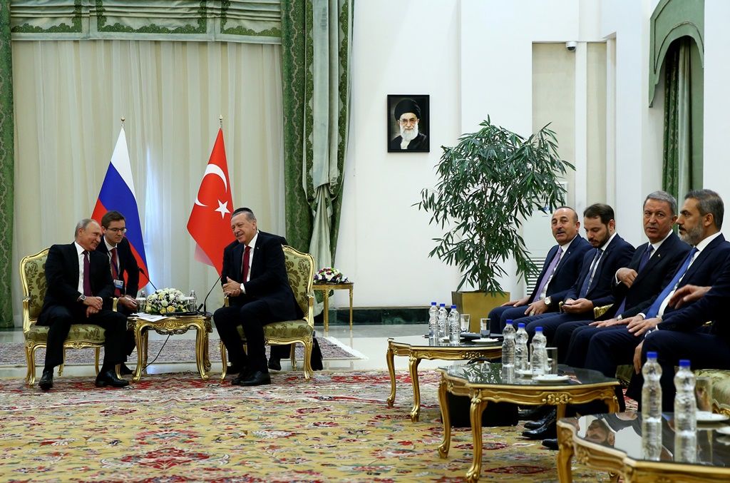 Tahran'daki zirveden tarihi kareler... 13