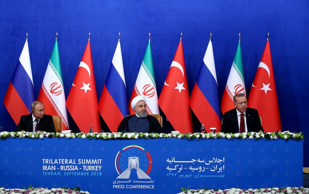 Tahran'daki zirveden tarihi kareler... 42