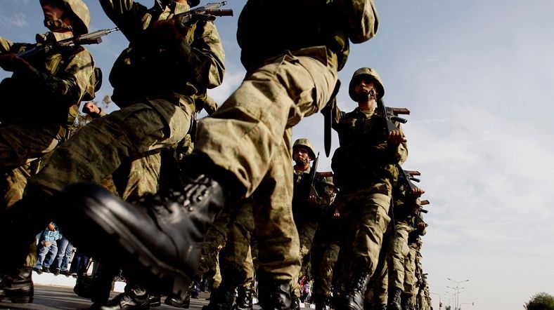 İşte gün gün bedelli askerlerin eğitim programı! 13