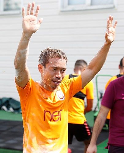 Nagatomo neye uğradığını şaşırdı! 9
