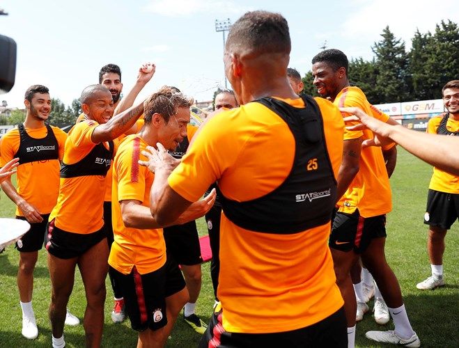 Nagatomo neye uğradığını şaşırdı! 8
