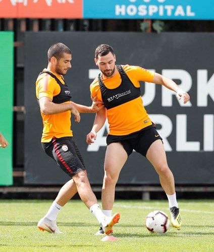 Nagatomo neye uğradığını şaşırdı! 1