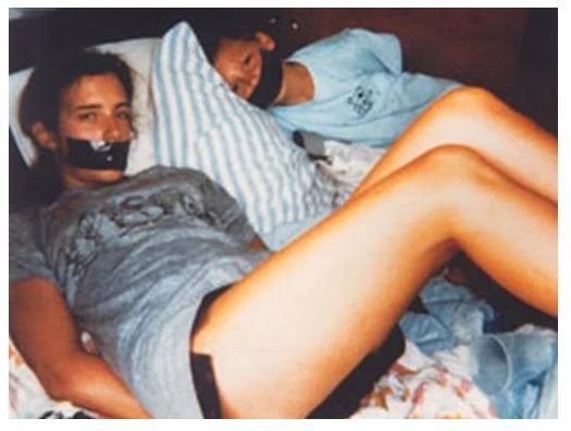 Katilleri tarafından öldürülmeden saniyeler önce fotoğrafı çekilen kurbanlar! 10