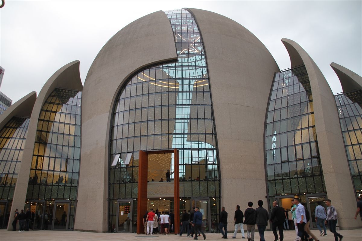 DİTİB'in Köln'deki gurur eseri! 10