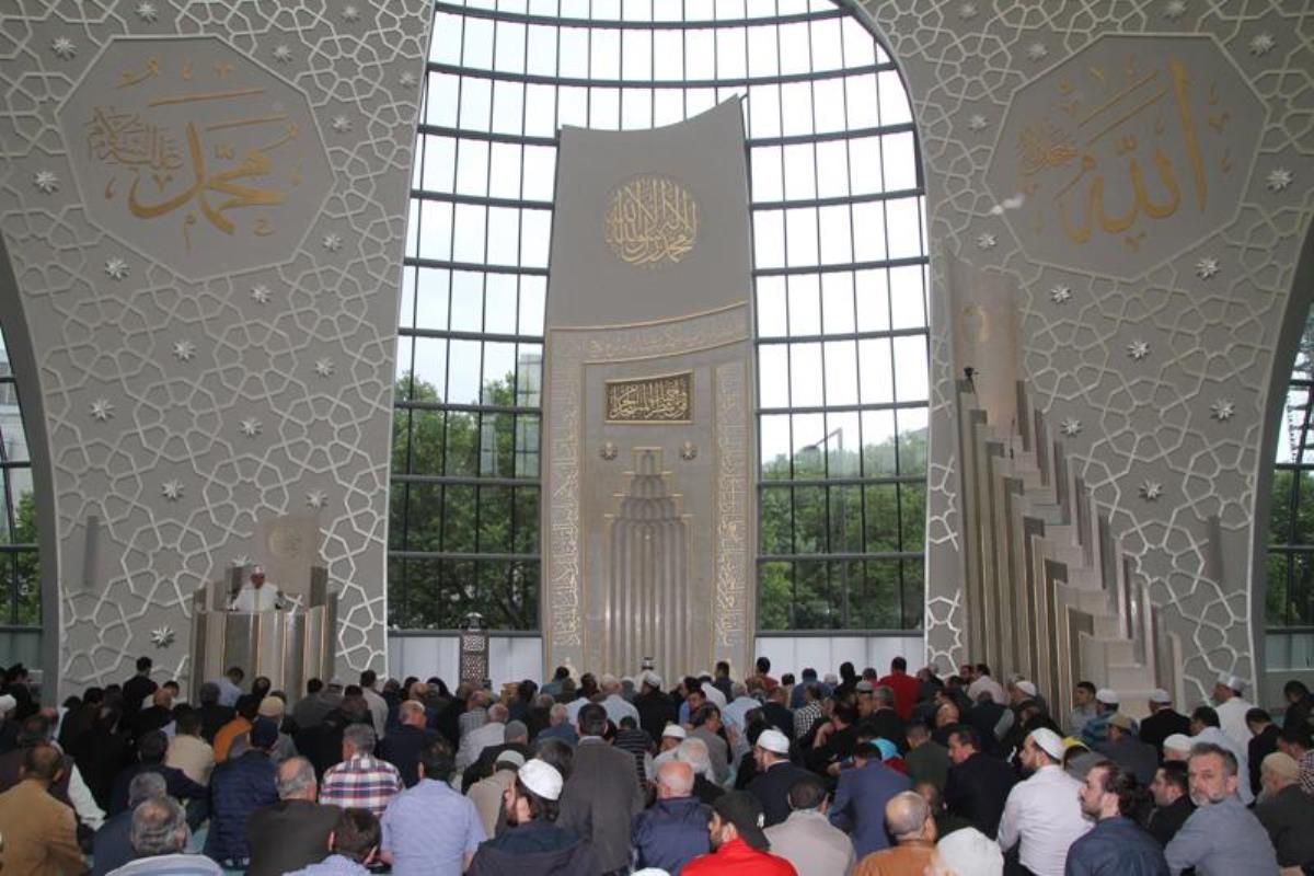 DİTİB'in Köln'deki gurur eseri! 8