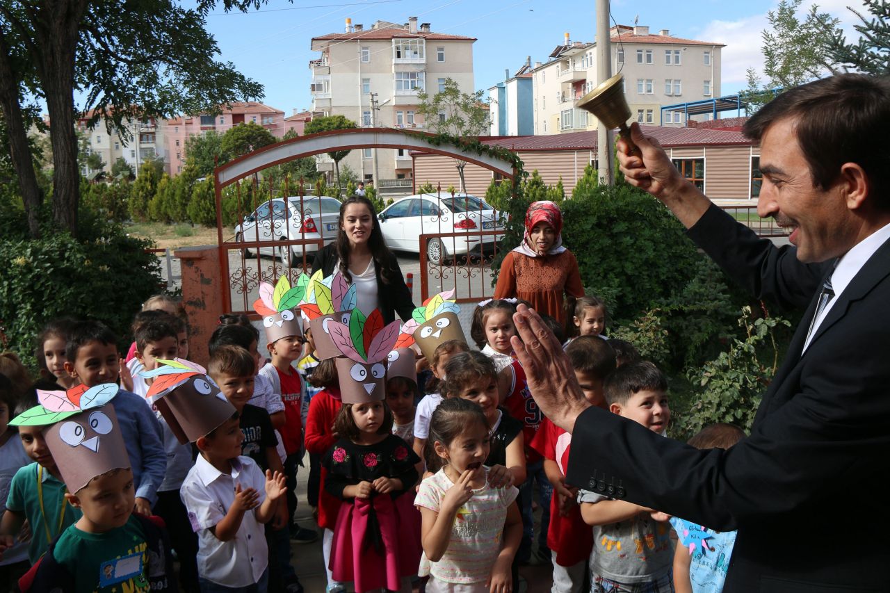 Şehit Bedirhan adına yapılan okulda ilk ders zili çaldı! 1