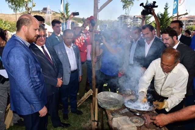 "At üzerinde destanlar yazmış ecdadın torunlarıyız!" 3