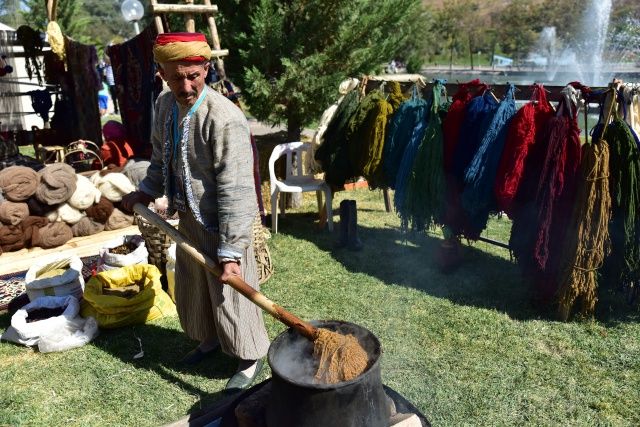 "At üzerinde destanlar yazmış ecdadın torunlarıyız!" 4