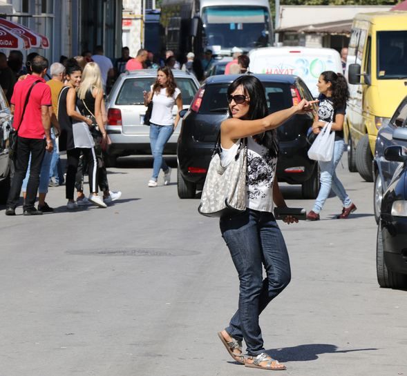 O ülkeden Edirne'ye akın akın geldiler! 6