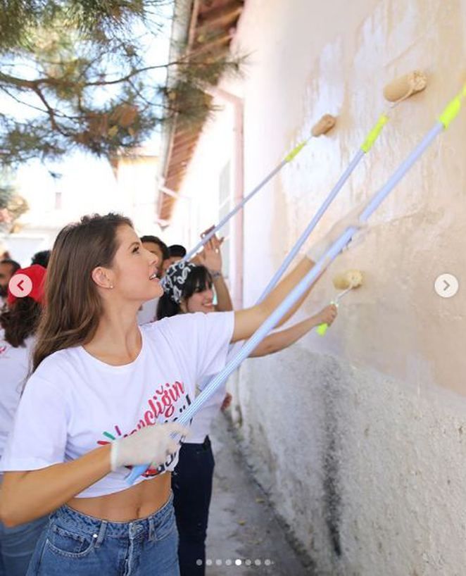 Amanda Cerny Kapadokya’da köy okulu boyadı! 4