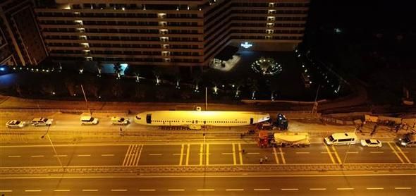 Türkiye'nin konuştuğu uçak dün gece nakledildi... 7