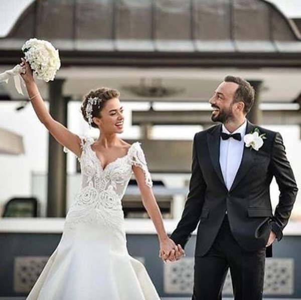 Bensu Soral, Hakan Baş ile evlendi! 11