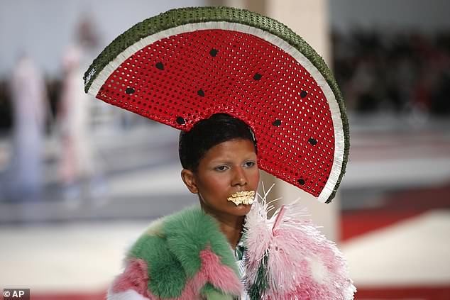Bu tasarımları görenlerin beyni yanıyor! 3