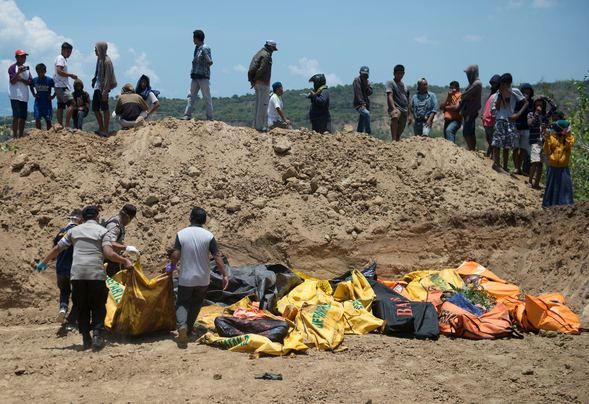 Toplu mezarlar kazılmaya başlandı! 19