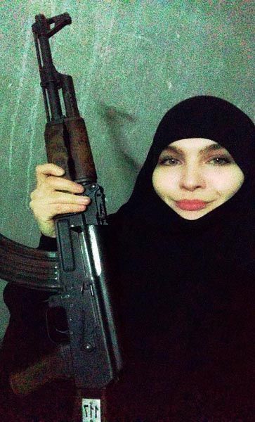 DEAŞ'ın kritik ismi ile iki eşi için flaş karar! 9