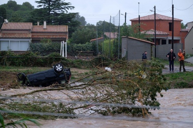 Şiddetli yağış 13 kişinin canına mal oldu! 21
