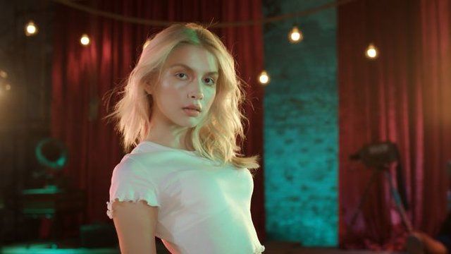 Aleyna Tilki'nin elleri direk dansı yapmaktan nasır tuttu! 5