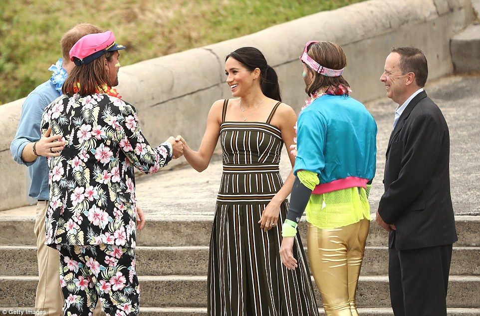 Düşes Meghan'dan Kraliyet bebeğine anne şefkati 13