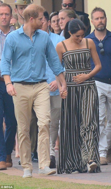Düşes Meghan'dan Kraliyet bebeğine anne şefkati 4