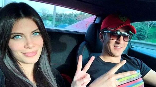 Eşlerinden ve sevgililerinden şiddet gören ünlüler! 12