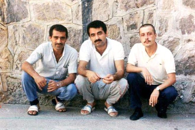 Yolu cezaevinden geçen ünlüler! 4