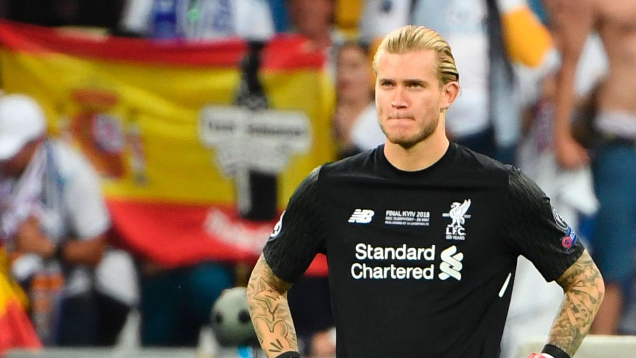 Sevgilisi Loris Karius'la yollarını ayırdı! 3