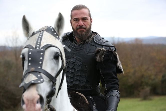 Diriliş Ertuğrul yenilenen kadrosuyla bomba gibi dönüyor! 7