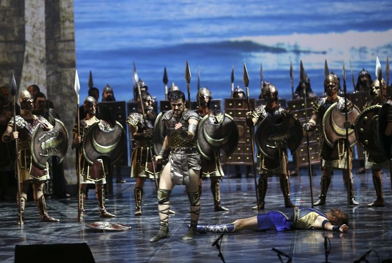 Troya, dünya prömiyerini yaptı... 16