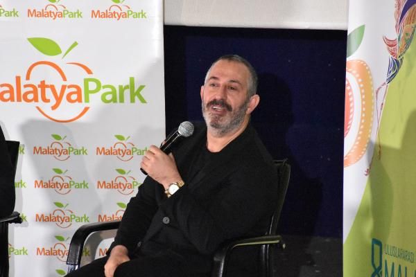 Cem Yılmaz Malatya'da sevenleriyle buluştu! 7