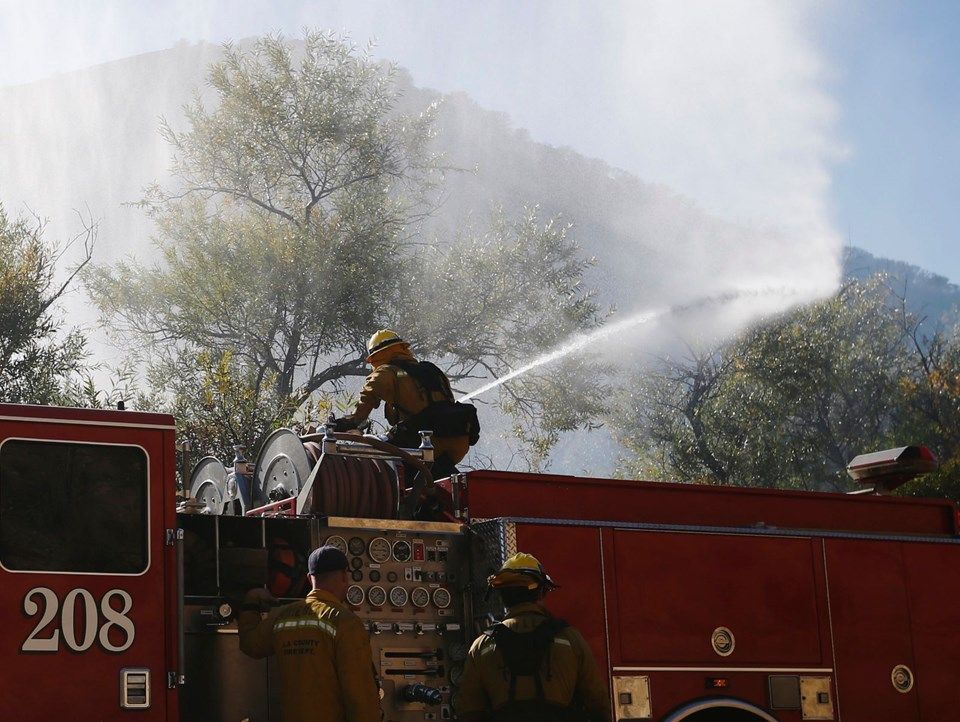 California'daki büyük yangın durdurulamıyor! 10