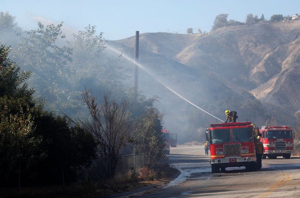California'daki büyük yangın durdurulamıyor! 13