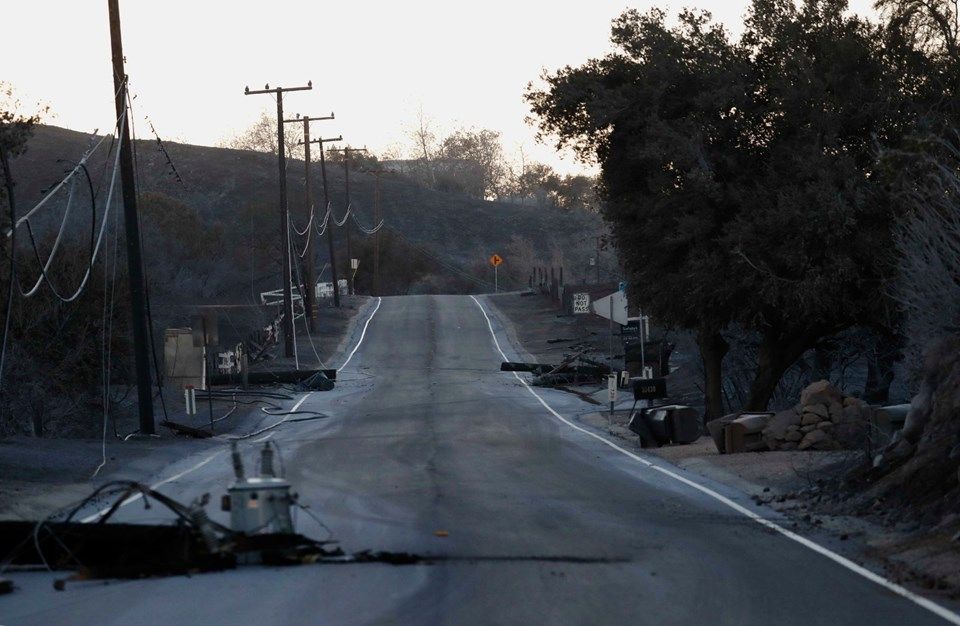 California'daki büyük yangın durdurulamıyor! 17