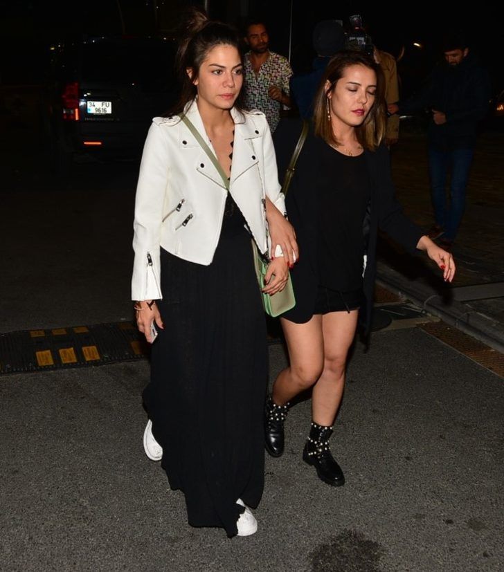 Can Yaman ve Demet Özdemir'den samimi kareler! 10