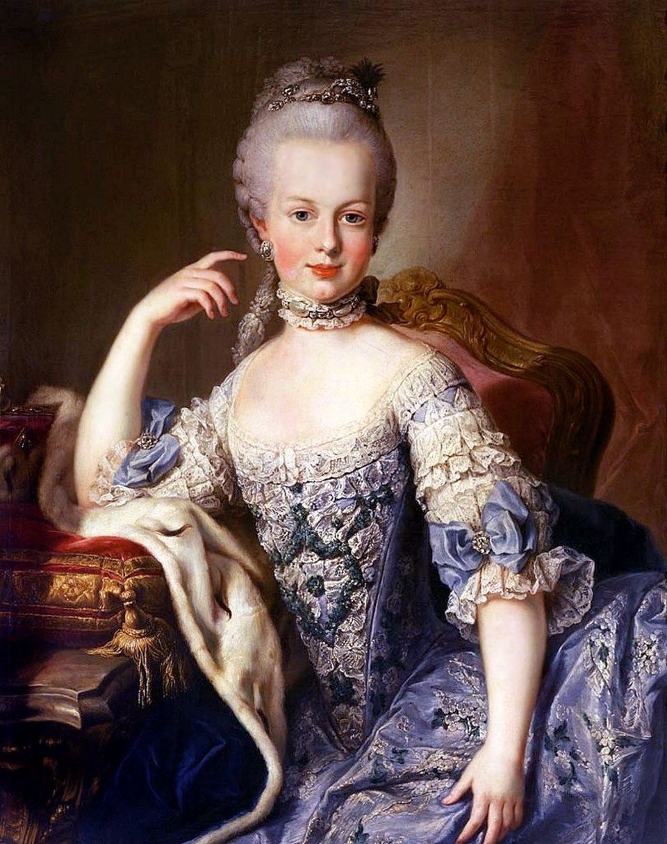 Marie Antoinette'nin kolyesi rekor fiyata satıldı! 10
