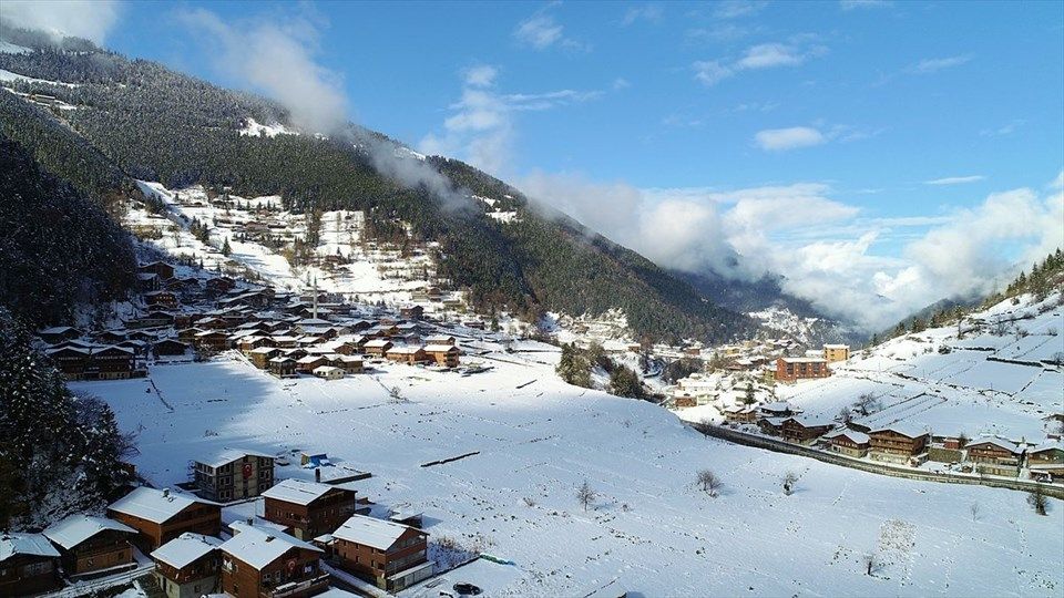 Uzungöl'de hayranlık uyandıran manzaralar! 2