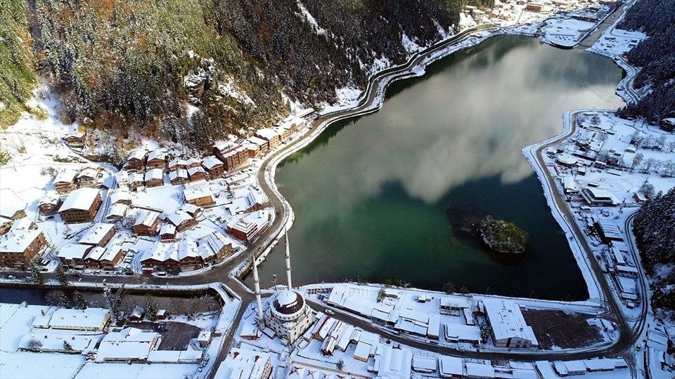 Uzungöl'de hayranlık uyandıran manzaralar! 9