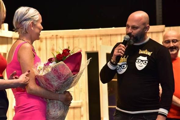 Ünlü oyuncu İpek Tanrıyar'a sürpriz evlilik teklifi! 5