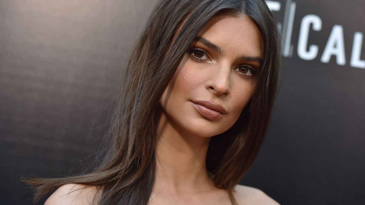 Uluslararası Yılın Kadını Ödülü Emily Ratajkowski'nin! 2
