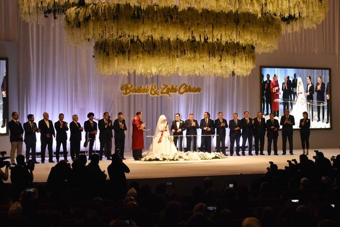Spor camiası, Baykan'ın düğününde bir araya geldi! 1
