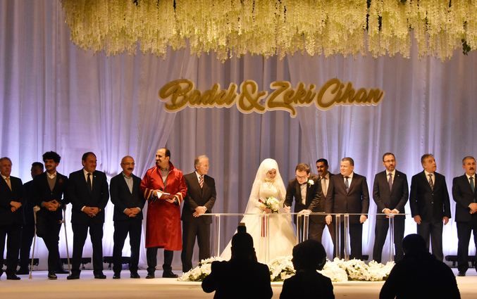 Spor camiası, Baykan'ın düğününde bir araya geldi! 4