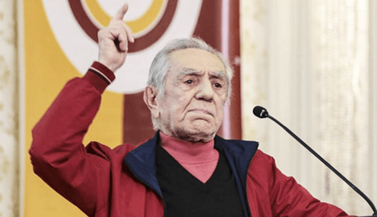 "Galatasaray'ın defans hattı korku filmi!" 1